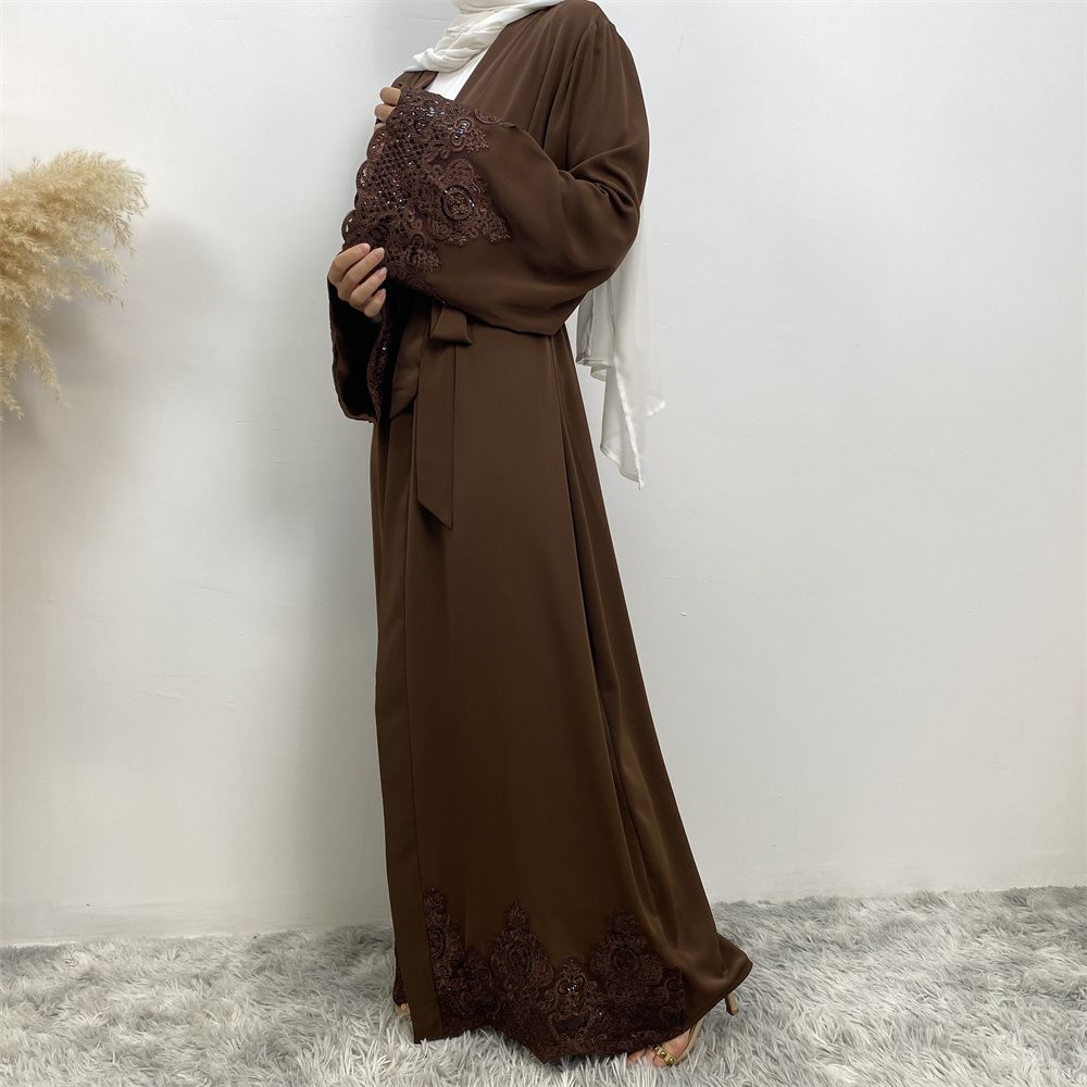 A long Muslim cardigan women's dress with fashionable and casual lace embroidery from Dubai, Turkey, in the Middle East