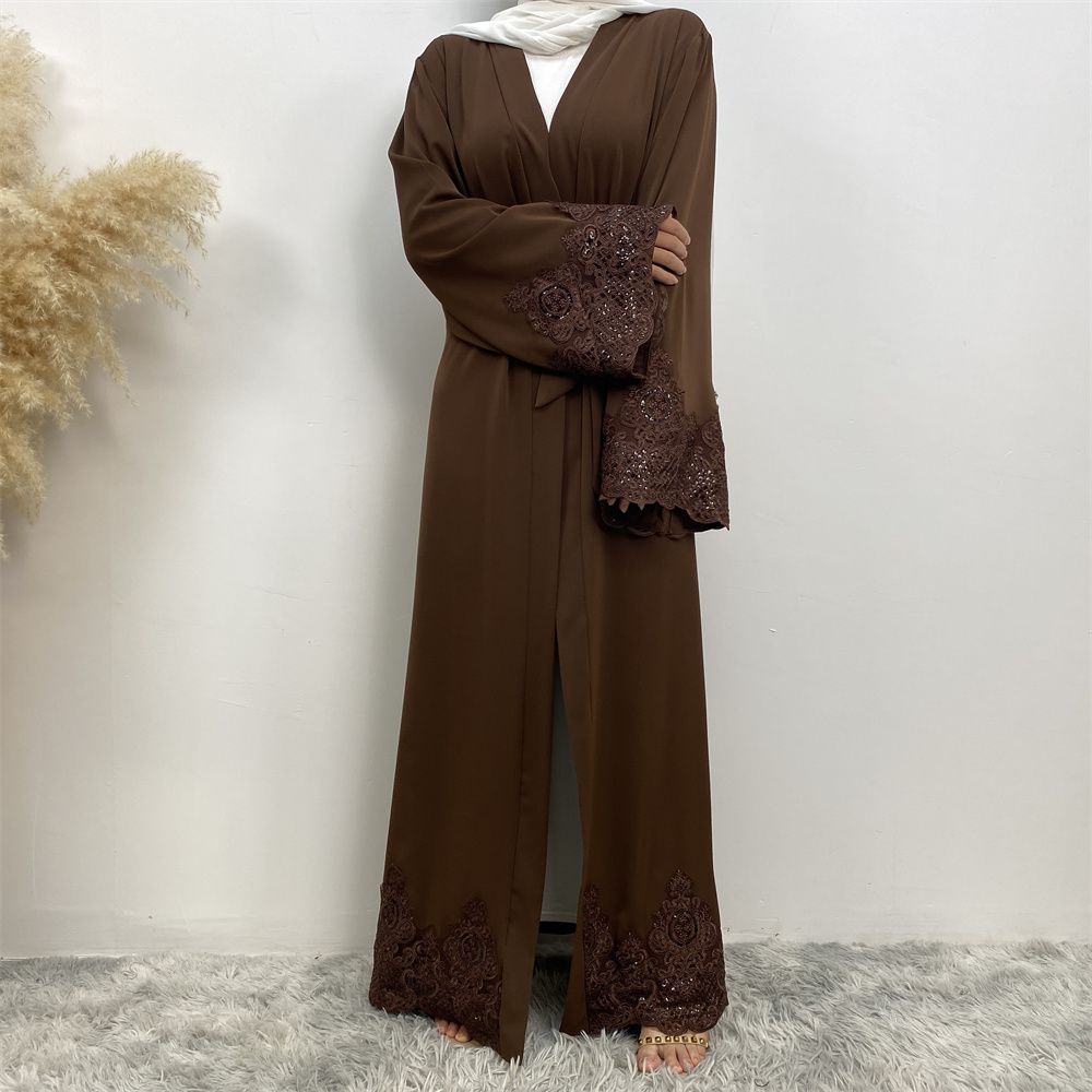 A long Muslim cardigan women's dress with fashionable and casual lace embroidery from Dubai, Turkey, in the Middle East