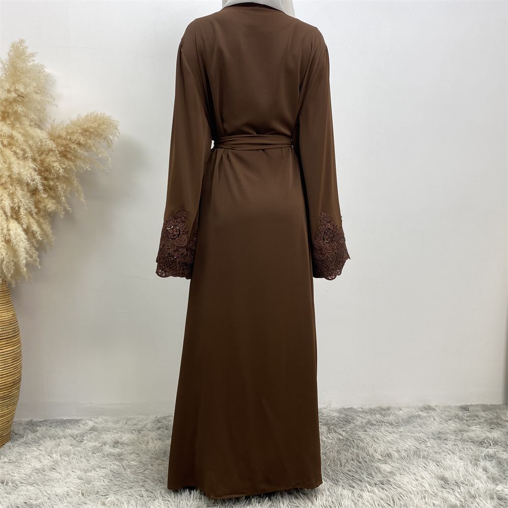 A long Muslim cardigan women's dress with fashionable and casual lace embroidery from Dubai, Turkey, in the Middle East