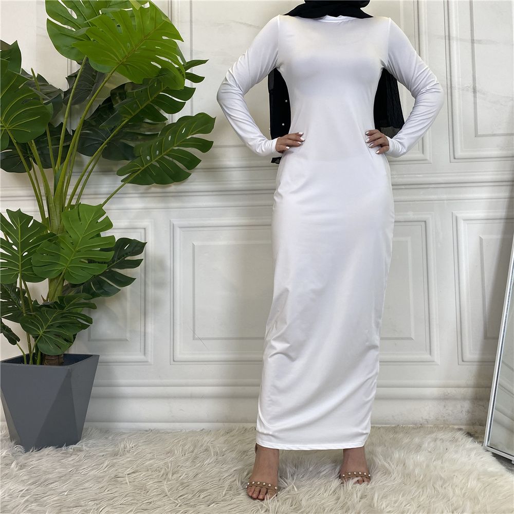 Solid-colored long-sleeved dresses, women's base shirts and long skirts are selling well in the Middle East, Muslim markets, Arab countries and Dubai, Africa
