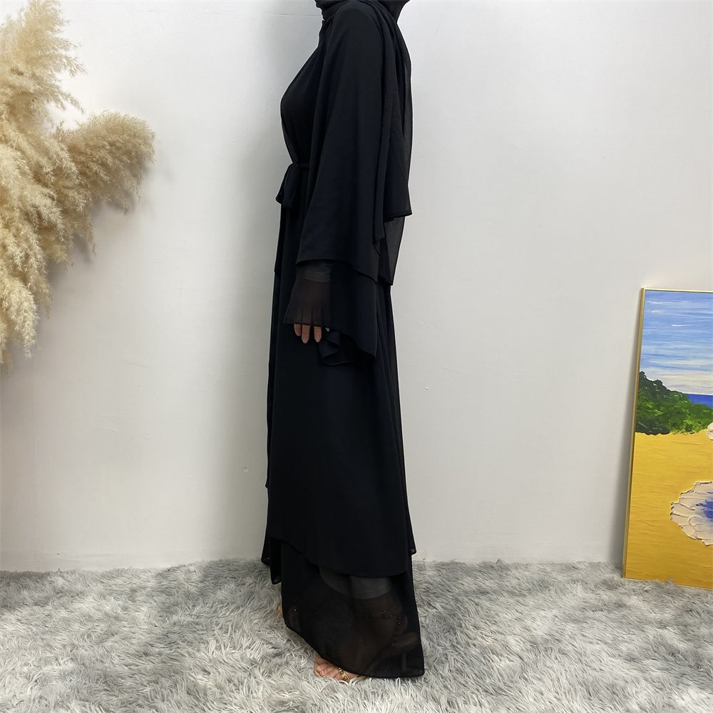 A new solid-color Arab robe from the Middle East for Muslims, a fashionable Muslim cardigan chiffon robe dress from Dubai