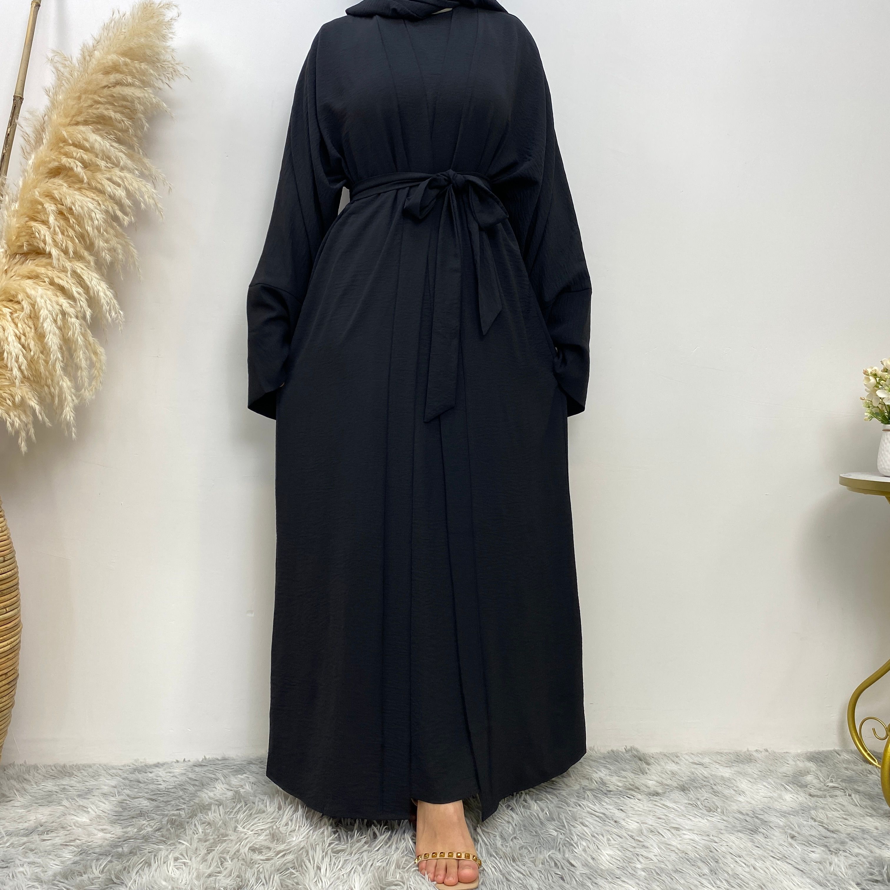 Middle Eastern simple and fashionable Muslim suit Abaya sleeveless dress with pockets for women cardigan dress