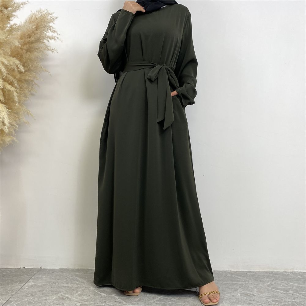 New Middle Eastern Muslim fashion, Dubai, Turkey and Africa's best-selling solid color tie and pocket Muslim dress