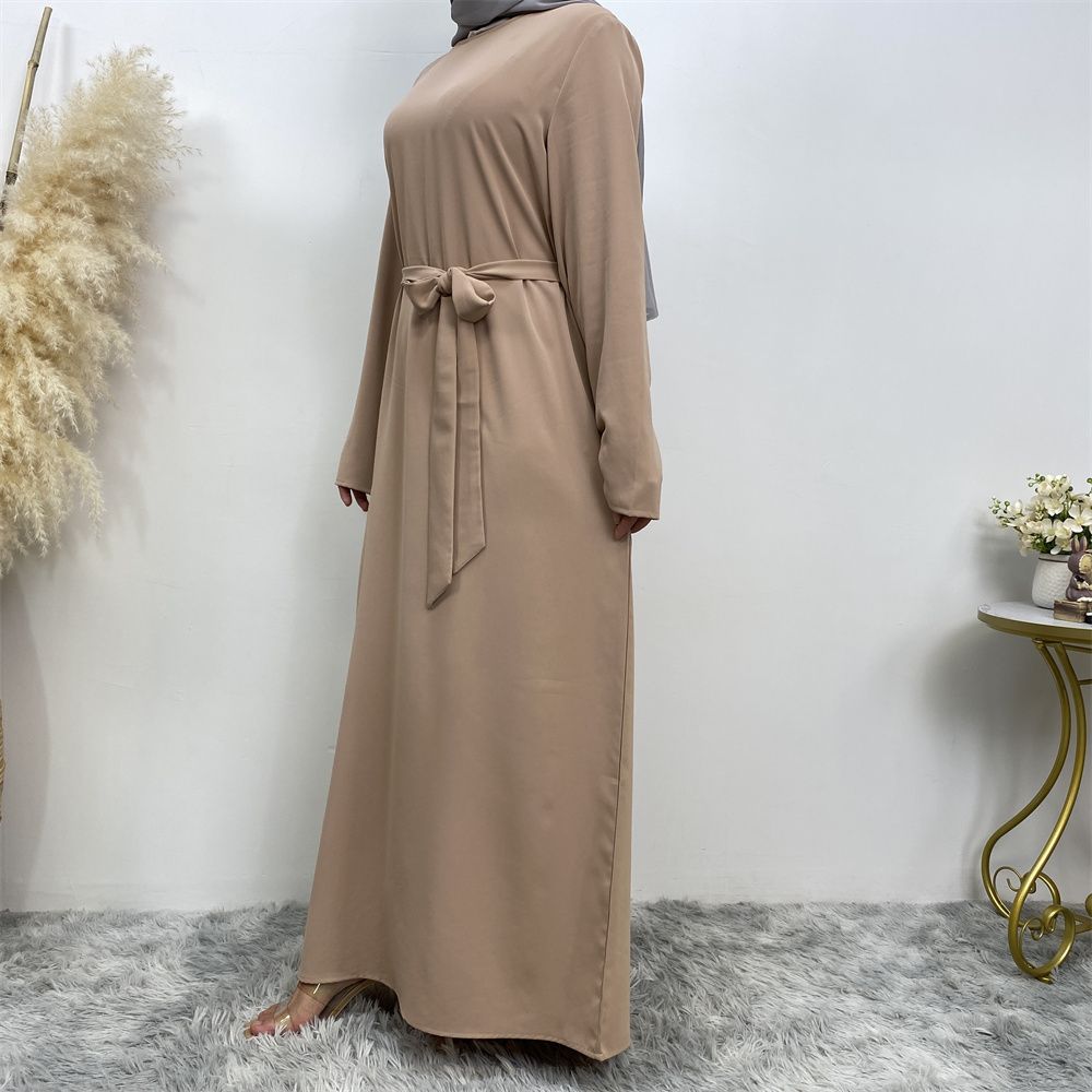 New Middle Eastern Muslim fashion, Dubai, Turkey and Africa's best-selling solid color tie and pocket Muslim dress