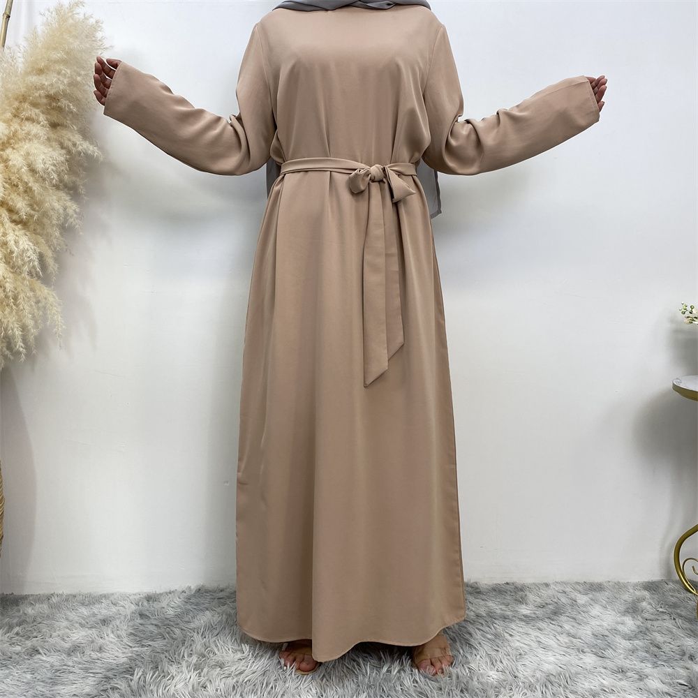 New Middle Eastern Muslim fashion, Dubai, Turkey and Africa's best-selling solid color tie and pocket Muslim dress