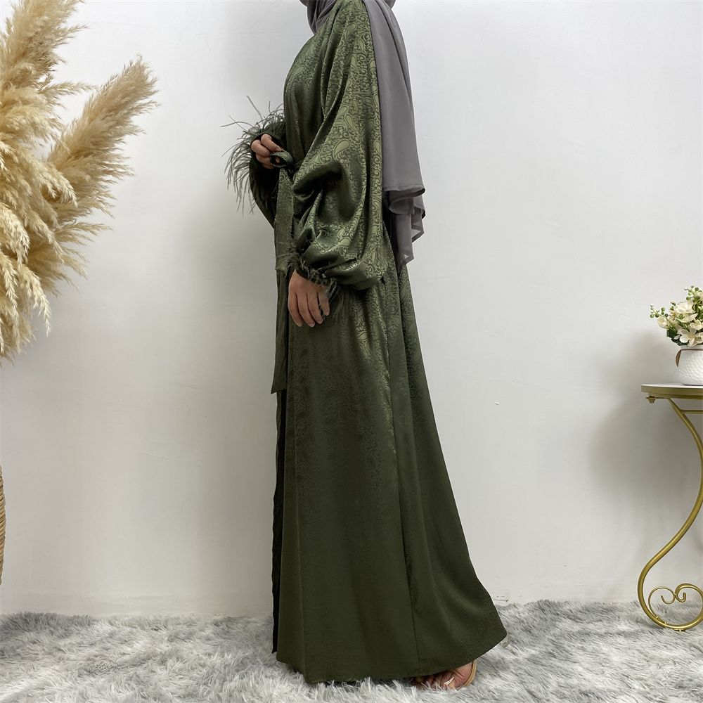 Middle Eastern women's fashion Muslim women's clothing, printed satin long-sleeved feather cardigan dress, long robe
