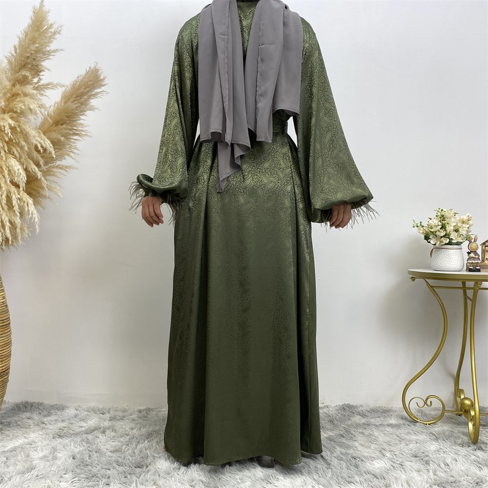 Middle Eastern women's fashion Muslim women's clothing, printed satin long-sleeved feather cardigan dress, long robe