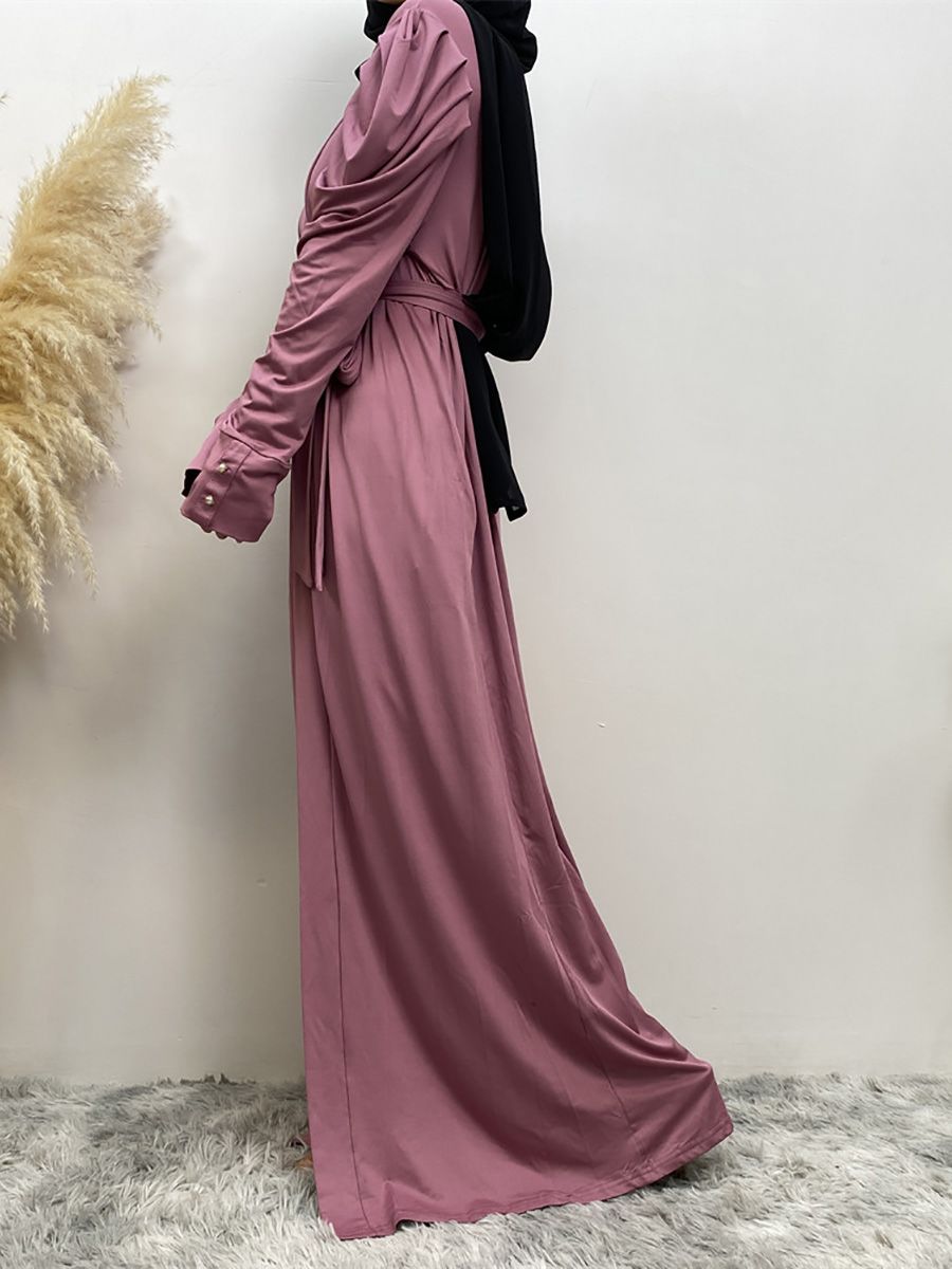 A new, simple and fashionable women's dress in solid color Muslim cardigan is selling well in Dubai, Turkey, Arabia and Africa in the Middle East