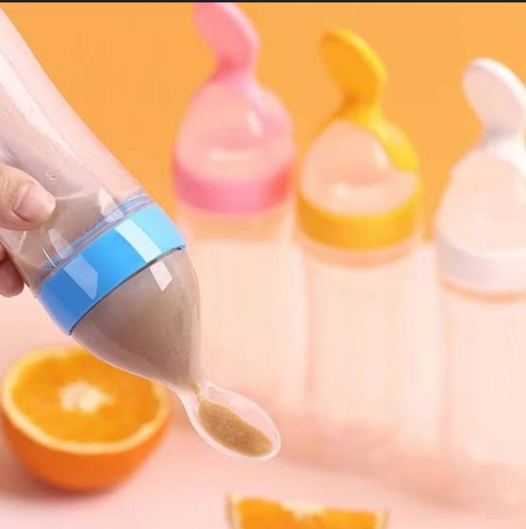 🍼90ml Soft Silicone baby feeding bottle with spoon tip.Food grade silicone spoon helps relieve teething omfort and massage baby's gums - Spoon feeder improves hand-eye coordination.