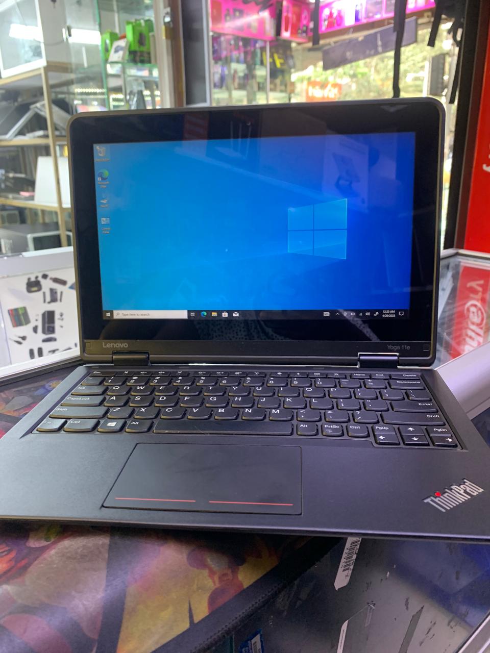 GRADE A LENOVO YOGA 11E X360 INTEL PENTIUM N4200 SPEED OF 1.1GHz TOUCH SCREEN  WINDOWS 10 PRO 6 MONTH WARANT 4GB RAM 128 SSD