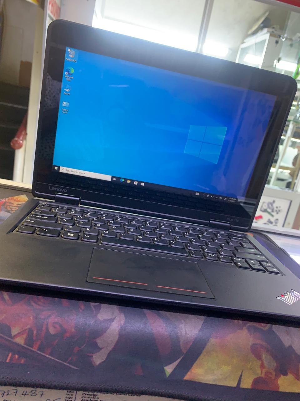 GRADE A LENOVO YOGA 11E X360 INTEL PENTIUM N4200 SPEED OF 1.1GHz TOUCH SCREEN  WINDOWS 10 PRO 6 MONTH WARANT 4GB RAM 128 SSD