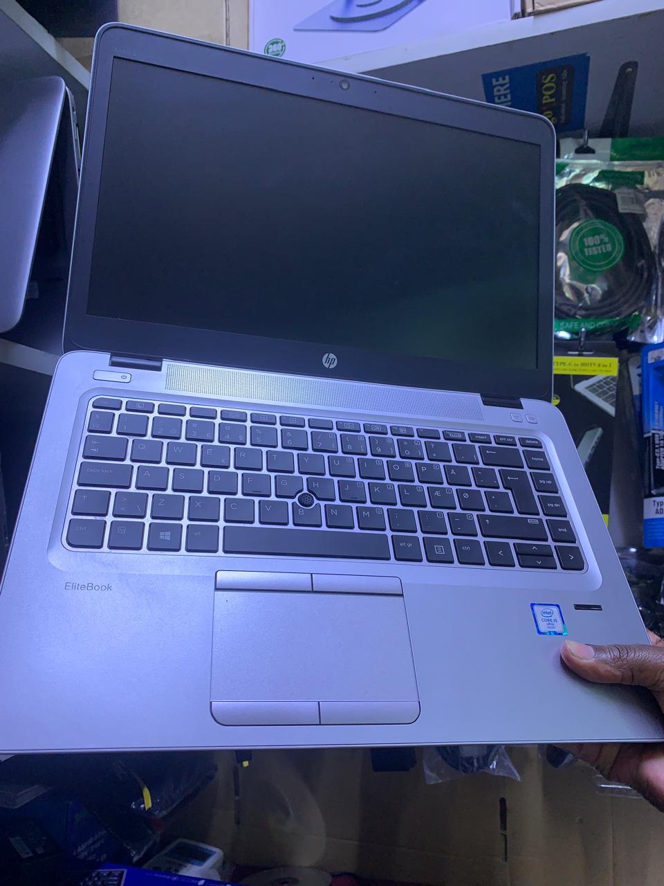 GRADE A HP ELITE BOOK INTEL 840 G3 COI5 8GB RAM 256SSD 6TH GENERATION 14 INCH DISPLAY SPEED OF 2.6GHz 6MONTHS WARANT