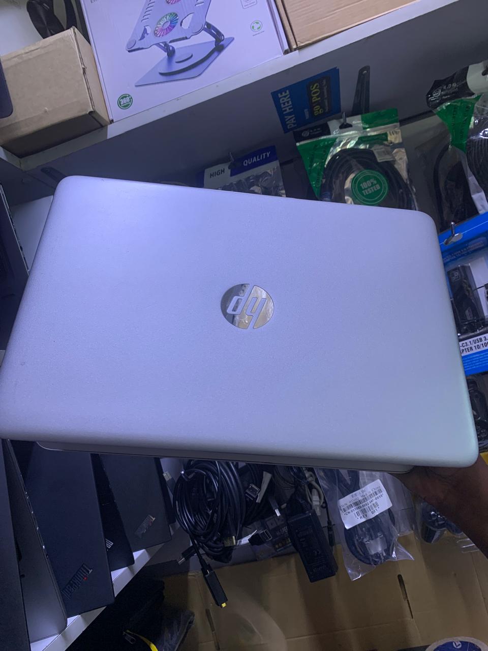 GRADE A HP ELITE BOOK INTEL 840 G3 COI5 8GB RAM 256SSD 6TH GENERATION 14 INCH DISPLAY SPEED OF 2.6GHz 6MONTHS WARANT