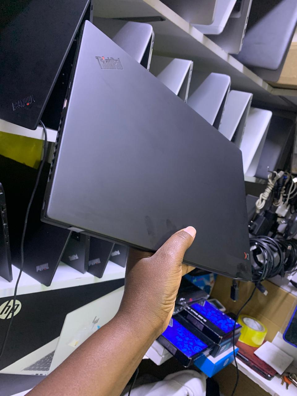 GRADE A EX UK X1 CARBON LENOVO THINKPAD INTEL CORE I5 8TH GENERATION  14 INCH DISPLAY 6MONTH WARANT  SPEED OF 1.8GHz to 2.4GHz [8 CPU]