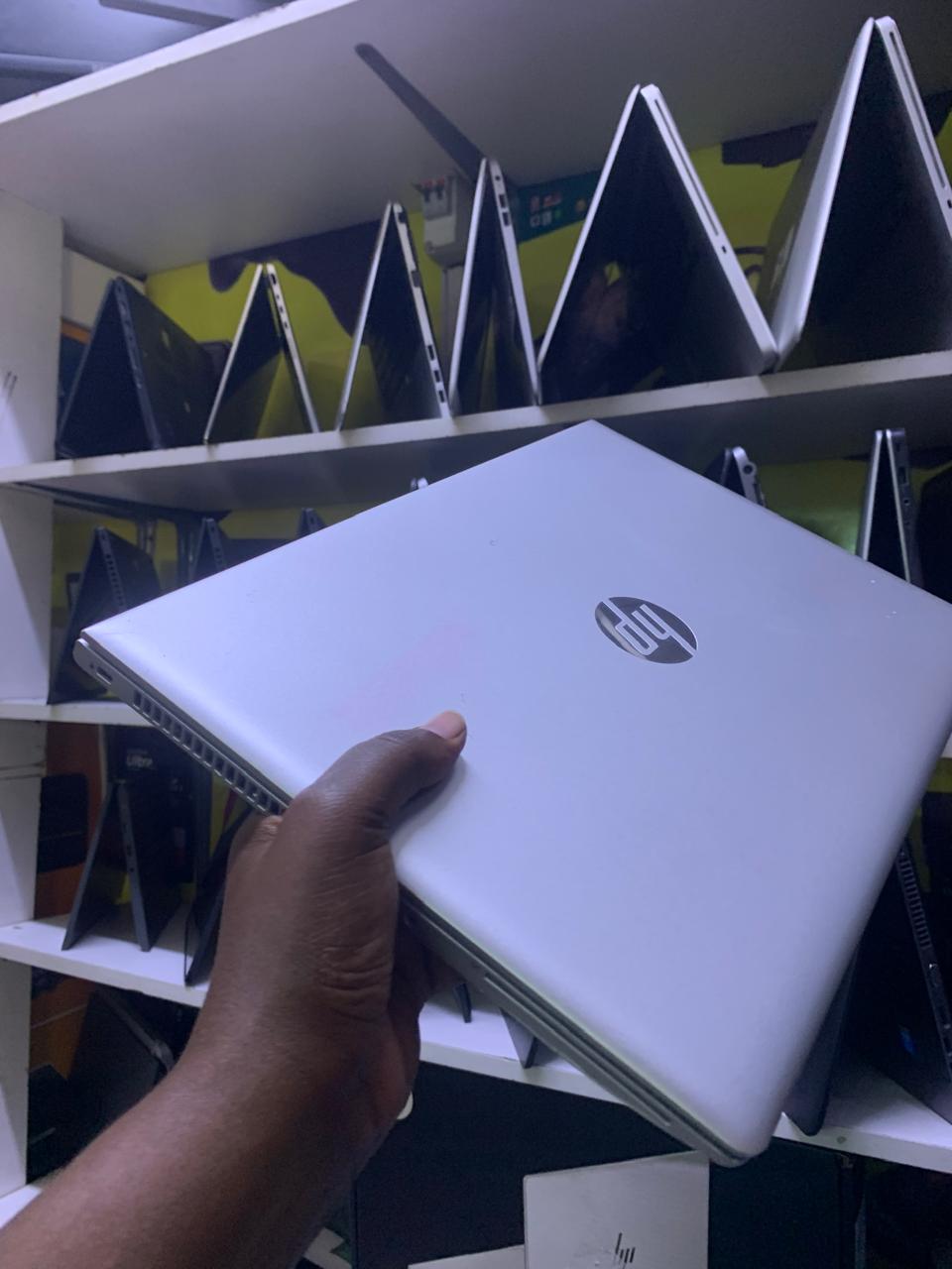 GRADE A EX HP PROBOOK 640 G5 INTEL CORE I5 16GBRAM 256SSD 8TH GENERATION 14 INCH DISPLAY SPEED OF 2.3GHz to 2.6GHz 6 MONTH WARANT
