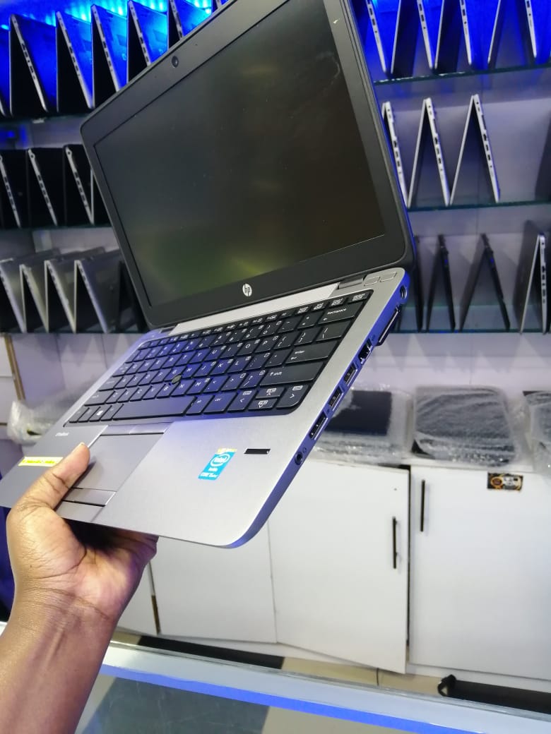 GRADE 1 HP ELITEBOOK 820 G1 INTEL  CORE I5 4TH GENERATION 8GB RAM 500HDD BLACK 12.5INCH 6 MONTH WARANT