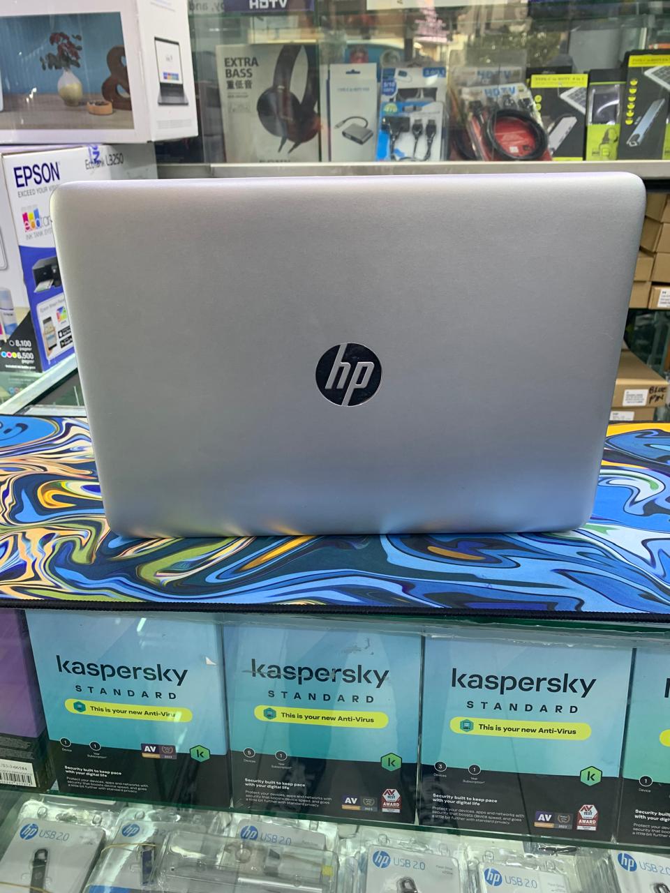 GRADE A HP ELITEBOOK 840G3 INTEL CORE I7 8GBRAM 500HDD 14'' DISPLAY TOUCHSCREEN WITH 2.3GHZ TO 2.7GHZ AND 1 YEAR WARANT