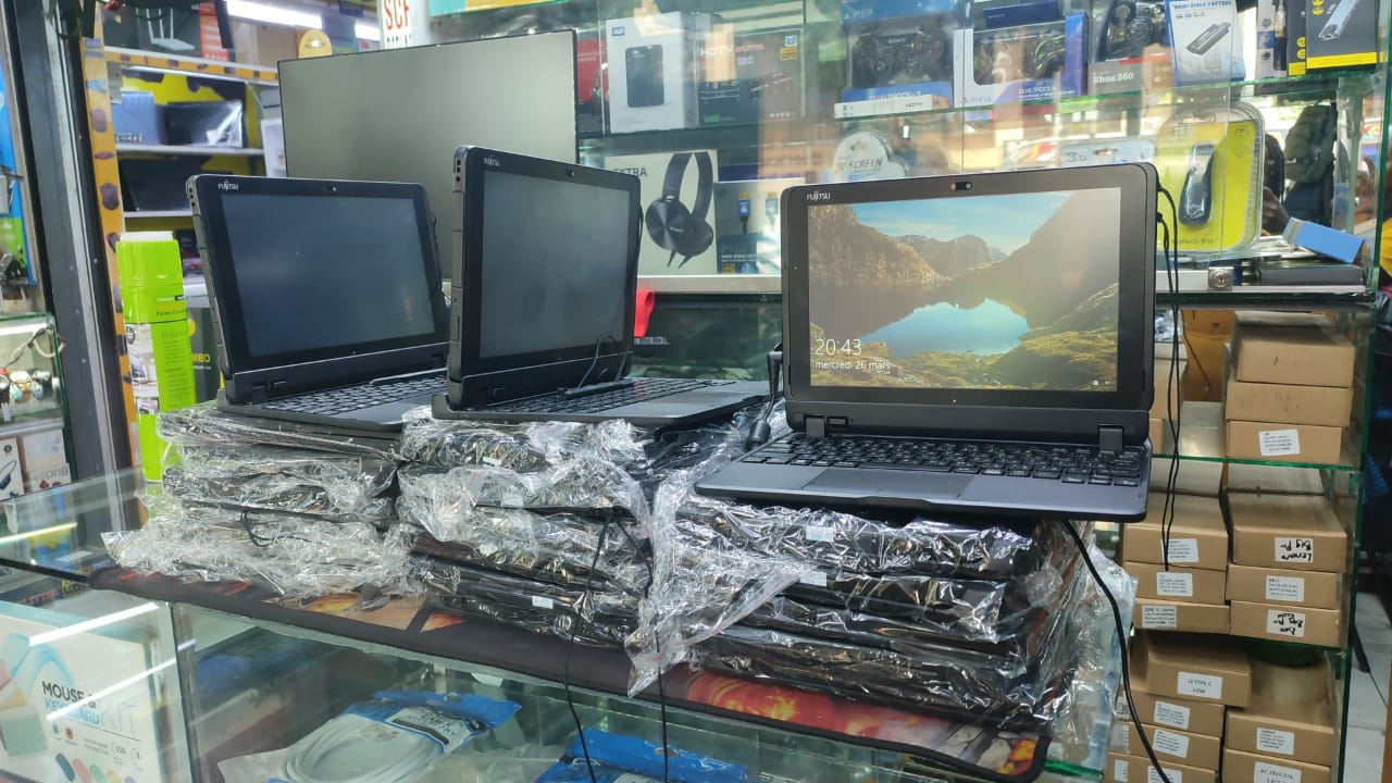 GRADE A EX UK DETACHABLE FUJITSU Q508 INTEL ATOM X7-Z8700 TABLET 4GB RAM 128SSD WITH STYLUS PEN 6 MONTH OF WARANT