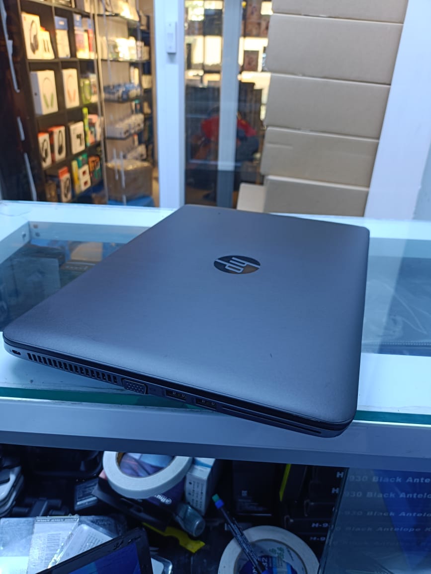 Refurbished HP EliteBook 840 G2 | Core i5 5th Generation | 8GB RAM | 256GBSSD | 14” HD Display | Durable Business & Student Laptop | Slim, Portable & Reliable Performance for Office, Study & Everyday