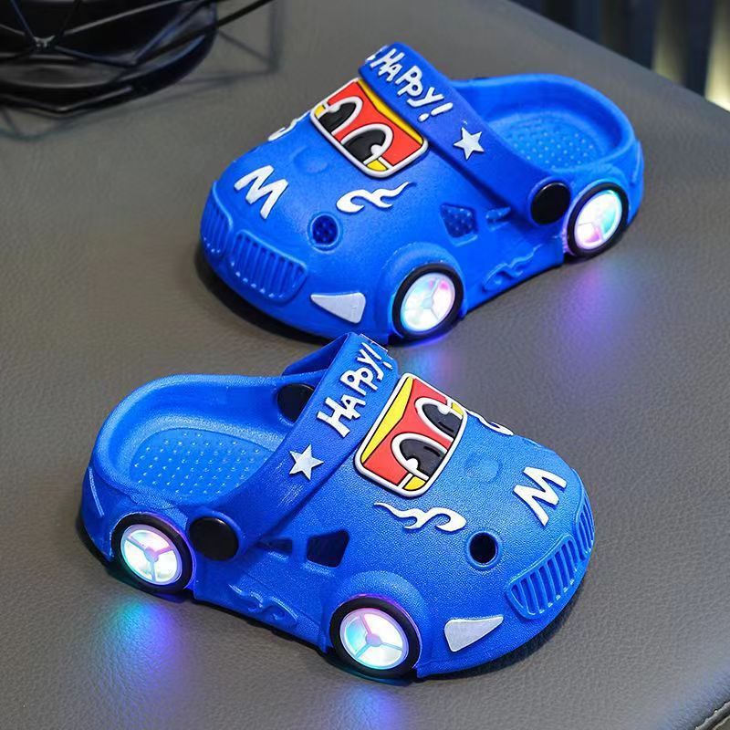 Children's slippers summer 2025 new glossy car slippers boys and girls non-slip beach hole shoes.