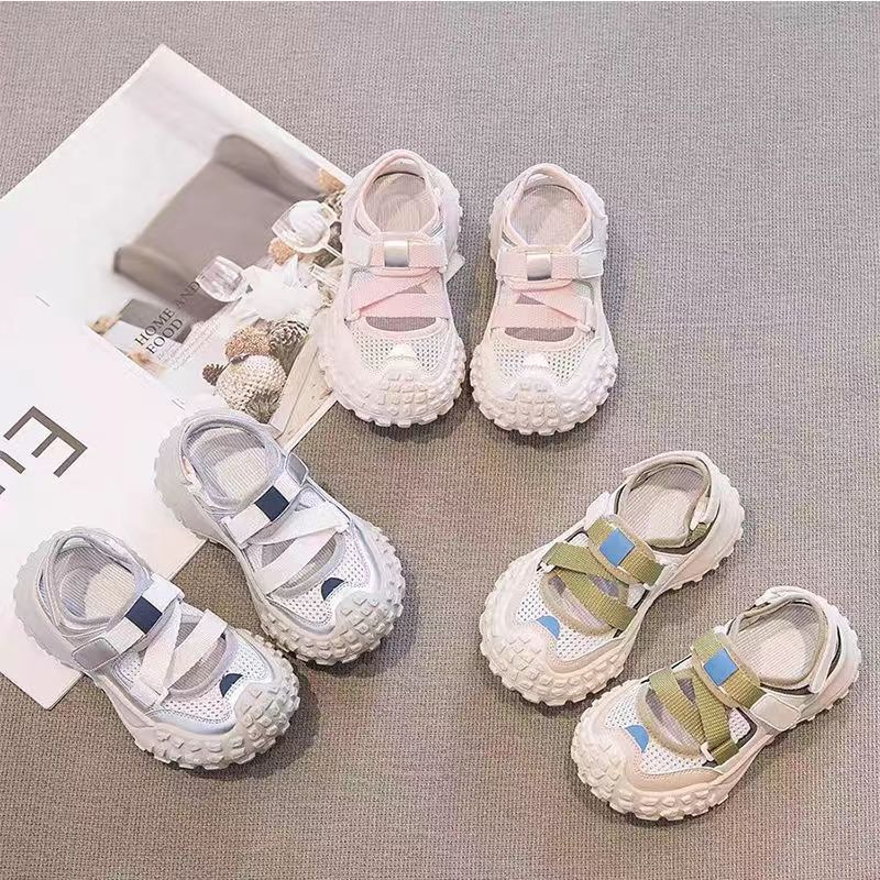 Girls' Sandals 2025 Summer New Children's Sports Shoes Baotou Sandals Boys' Sandals Hollow Fashion Beach Shoes