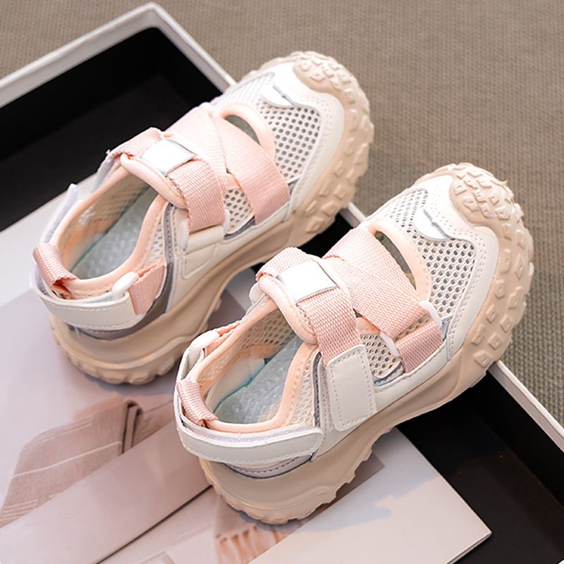 Girls' Sandals 2025 Summer New Children's Sports Shoes Baotou Sandals Boys' Sandals Hollow Fashion Beach Shoes