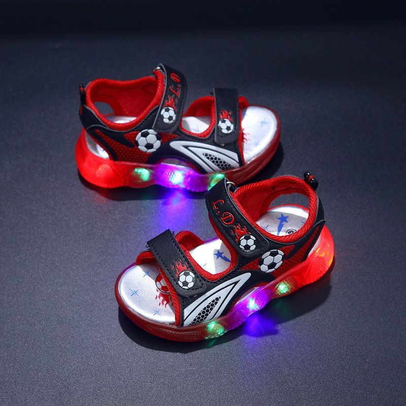 New summer light-emitting boy sandals children's beach shoes soft-soled boy sandals