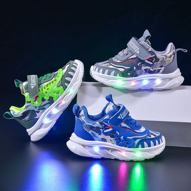 Fashion Girls Shoes Spring New Cartoon Boys Shoes Soft Soled Kids Sports Shoe Anti Slip Girl Casual Shoes Simple LED Light Shoe