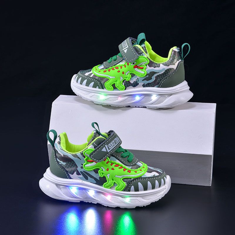 Fashion Girls Shoes Spring New Cartoon Boys Shoes Soft Soled Kids Sports Shoe Anti Slip Girl Casual Shoes Simple LED Light Shoe