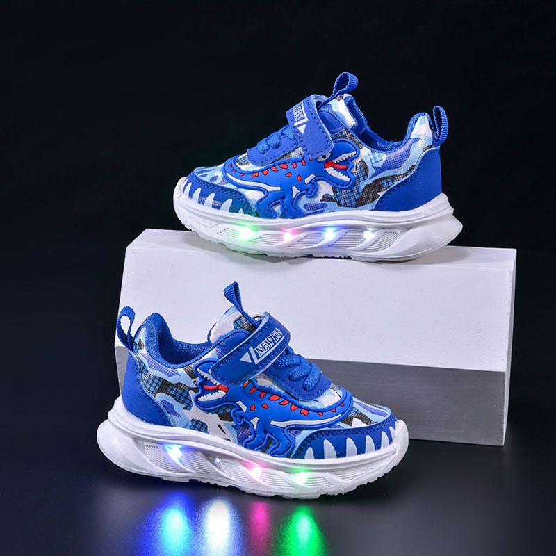 Fashion Girls Shoes Spring New Cartoon Boys Shoes Soft Soled Kids Sports Shoe Anti Slip Girl Casual Shoes Simple LED Light Shoe