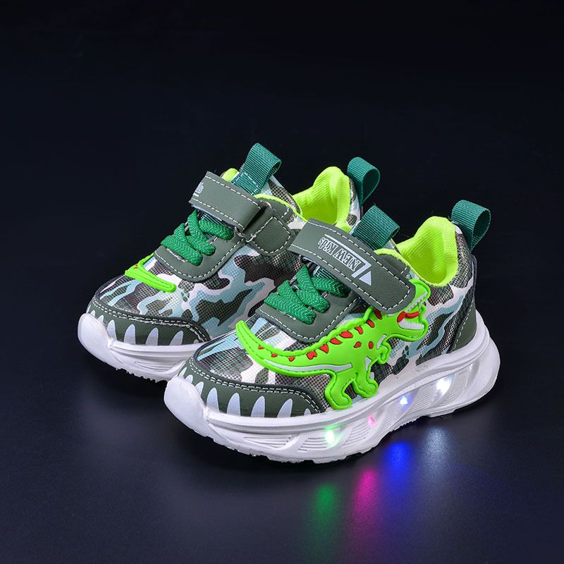 Fashion Girls Shoes Spring New Cartoon Boys Shoes Soft Soled Kids Sports Shoe Anti Slip Girl Casual Shoes Simple LED Light Shoe