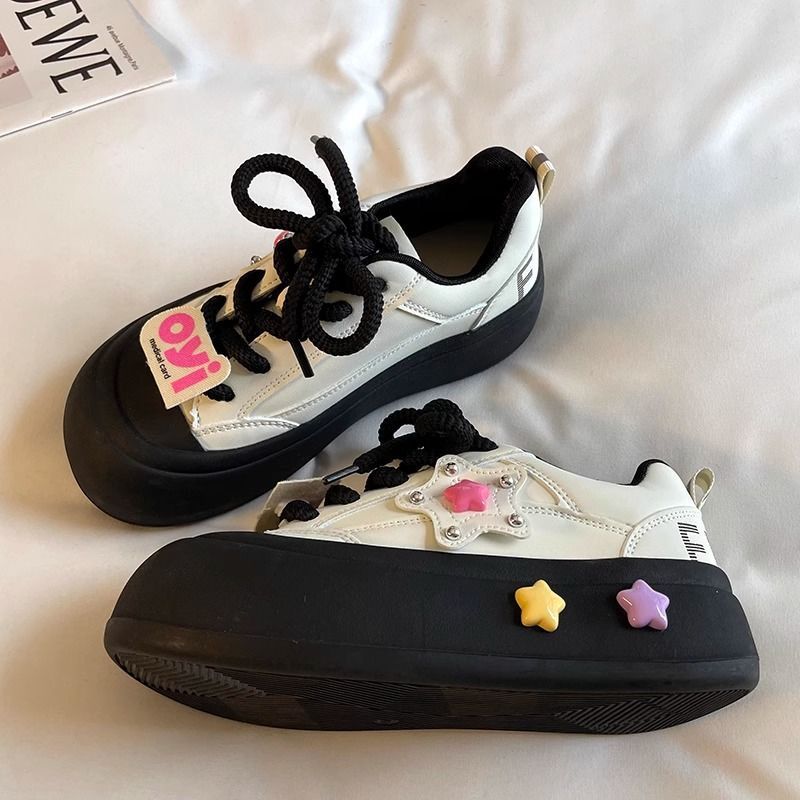Girls' sports shoes in the spring and autumn of 2025, new girls' small white shoes and big shoes, children's cute star leisure sports shoes