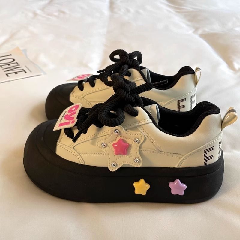 Girls' sports shoes in the spring and autumn of 2025, new girls' small white shoes and big shoes, children's cute star leisure sports shoes