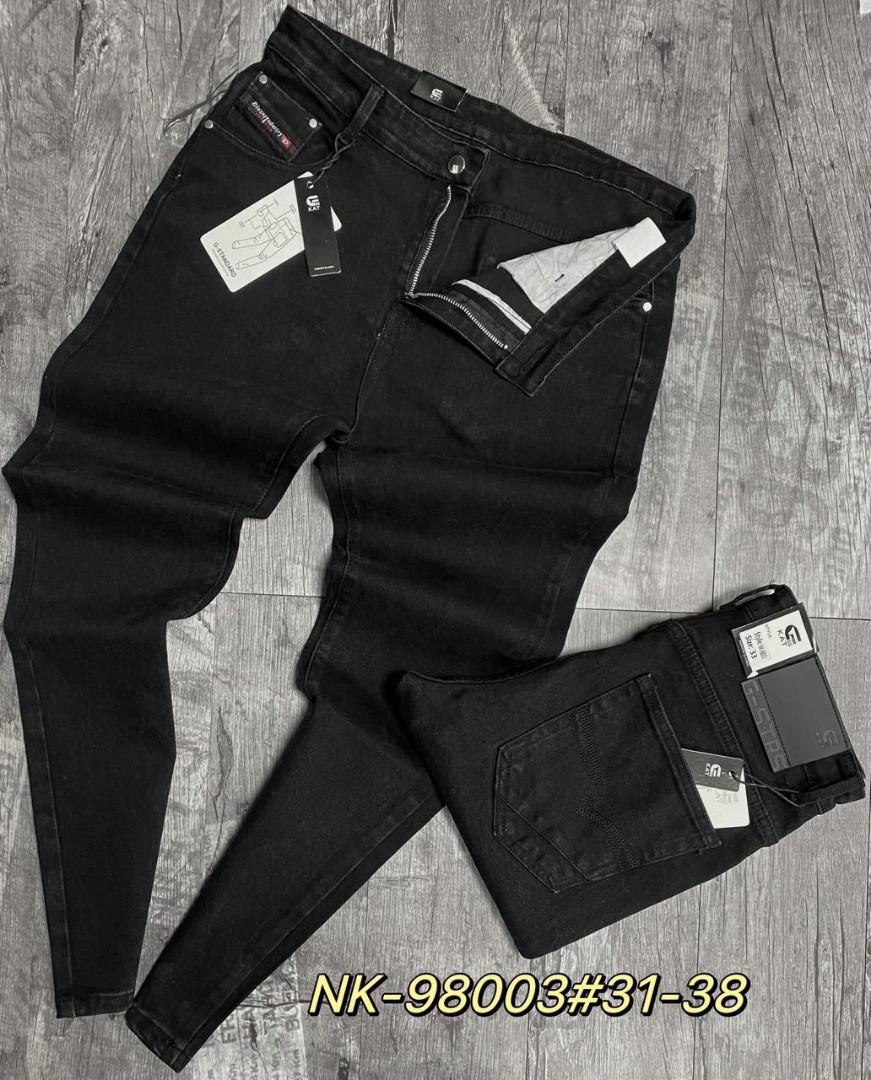 BLACK MEN PLAIN JEANS🎱 This men jeans trouser is a high end quality and slightly stretchy, it is durable and fashionable. It's a hard material jeans marking it's durability. It is flexible and suitab