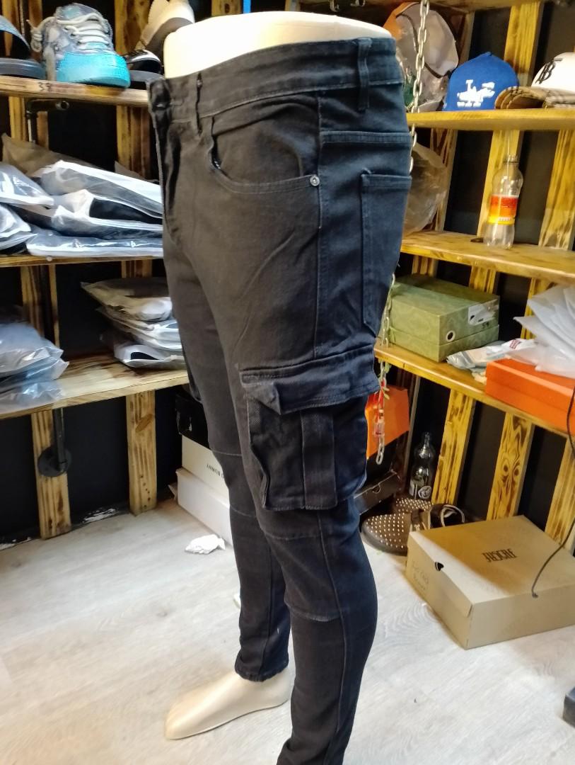 SIDE POCKET MEN HEAVY JEANS 🎱This men jeans trouser is a high end quality and slightly stretchy, it is durable and fashionable. It's a hard material jeans marking it's durability. It is flexible and
