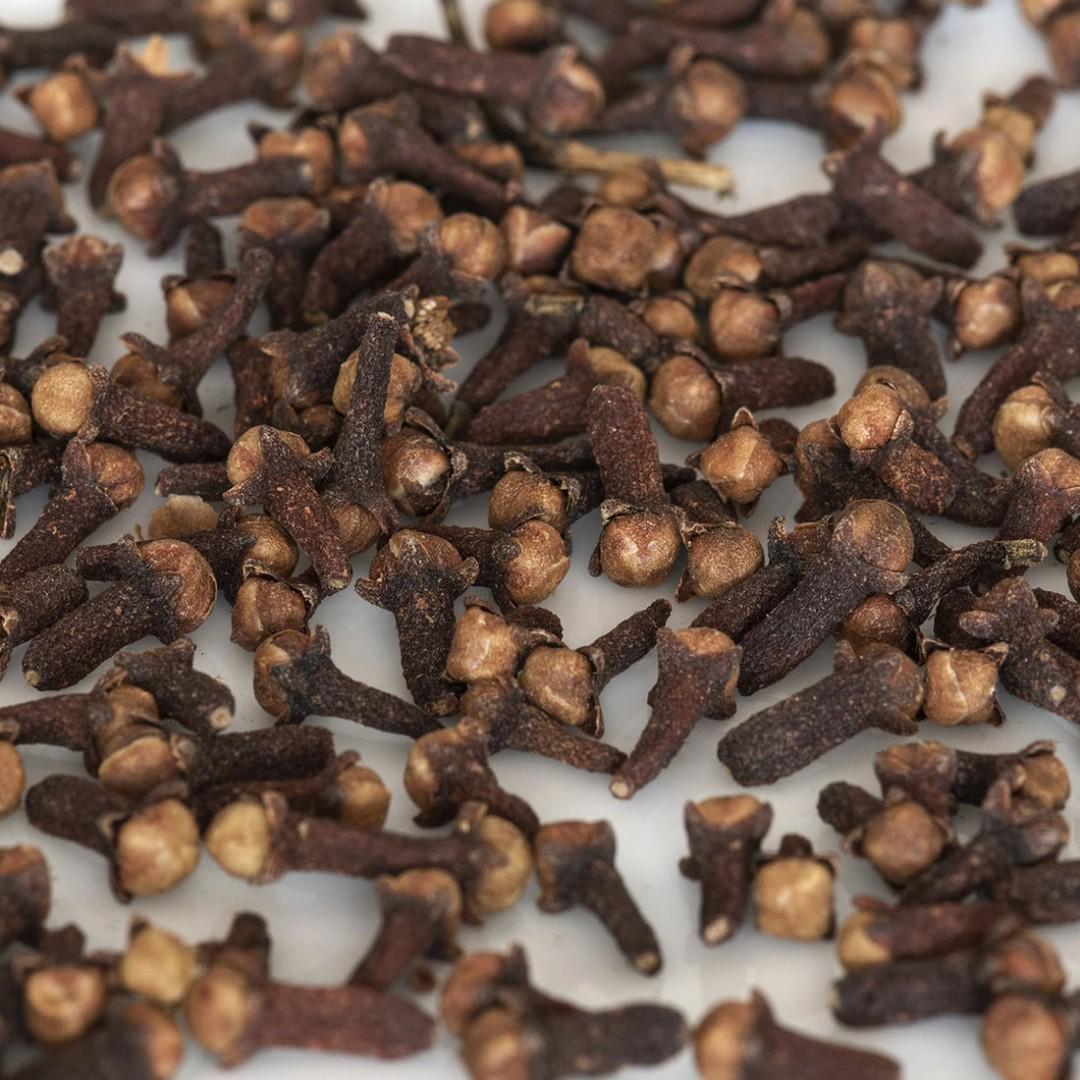 cloves 250 grams