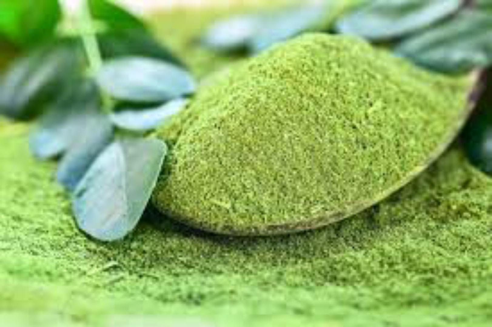 organic Moringa powder, good for blood cleansing and energy booster