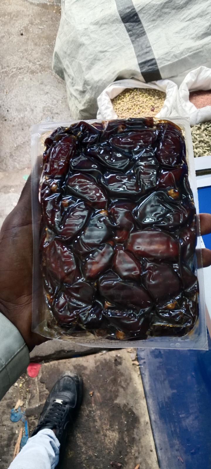 Tamri VIP dates fruit