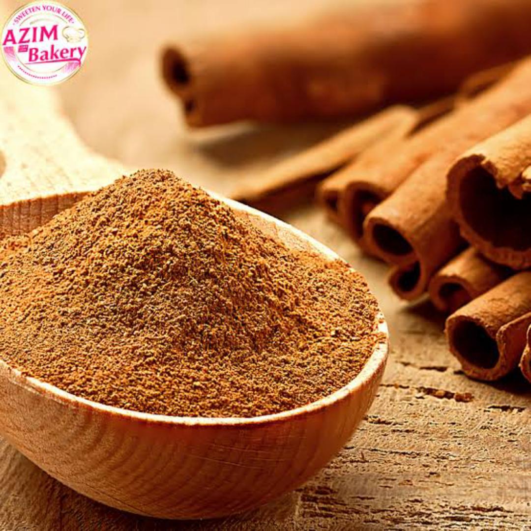 Organic pure cinnamon powder