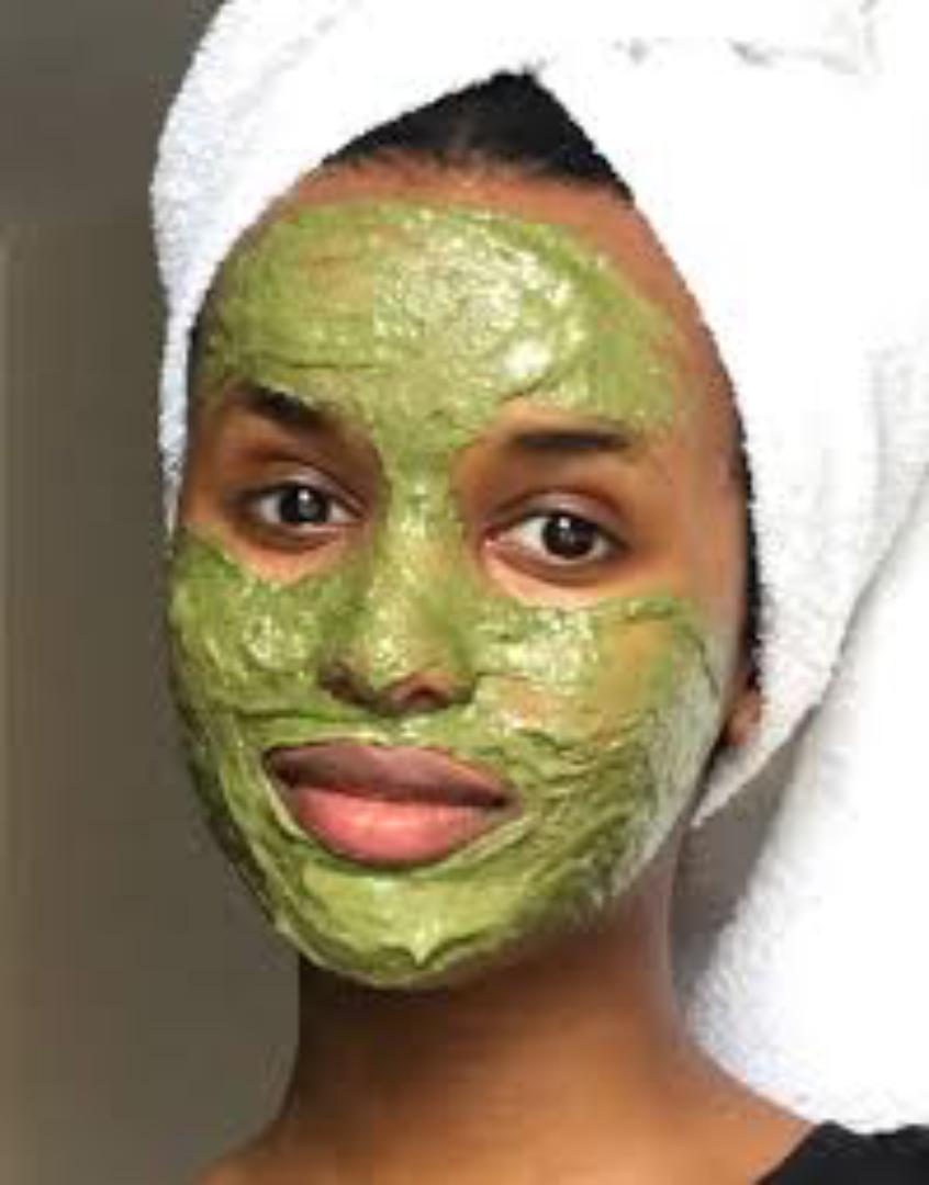PURE SOMALI QASIL POWDER (premium qasil powder, treats acne, smooth skin, exfoliating face , brightens  skin
