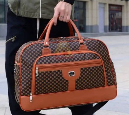 Stylish Brown Checkered Travel Duffle Bag – Unisex Weekend Bag | Lightweight Carry-On Bag | Men’s & Women’s Travel Holdall
