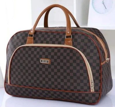 Stylish Brown Checkered Travel Duffle Bag – Unisex Weekend Bag | Lightweight Carry-On Bag | Men’s & Women’s Travel Holdall
