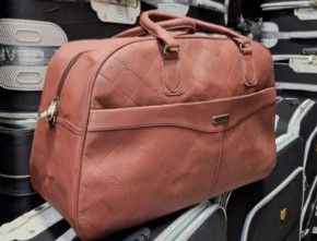 Stylish Checkered Travel Duffle Bag – Unisex Weekend Bag | Lightweight Carry-On Bag | Men’s & Women’s Travel Holdall