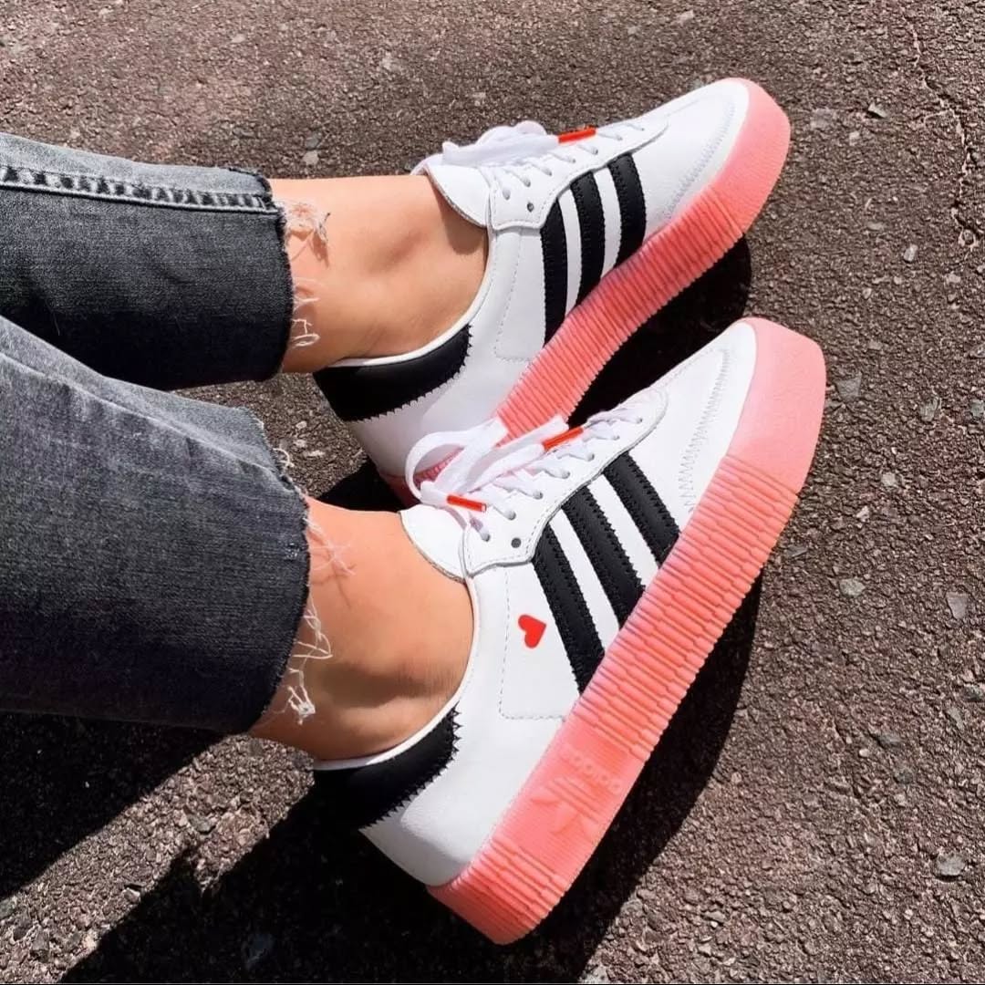 NEW ARRIVAL⚡SAMBA DOUBLE SOLE🔥HIGH quality double sole unisex sneakers ,All season wearing men/ladies fashioned sneakers🥰 wery elegant sneaker availble in all colours eg white black pink etc🥰😘⚡