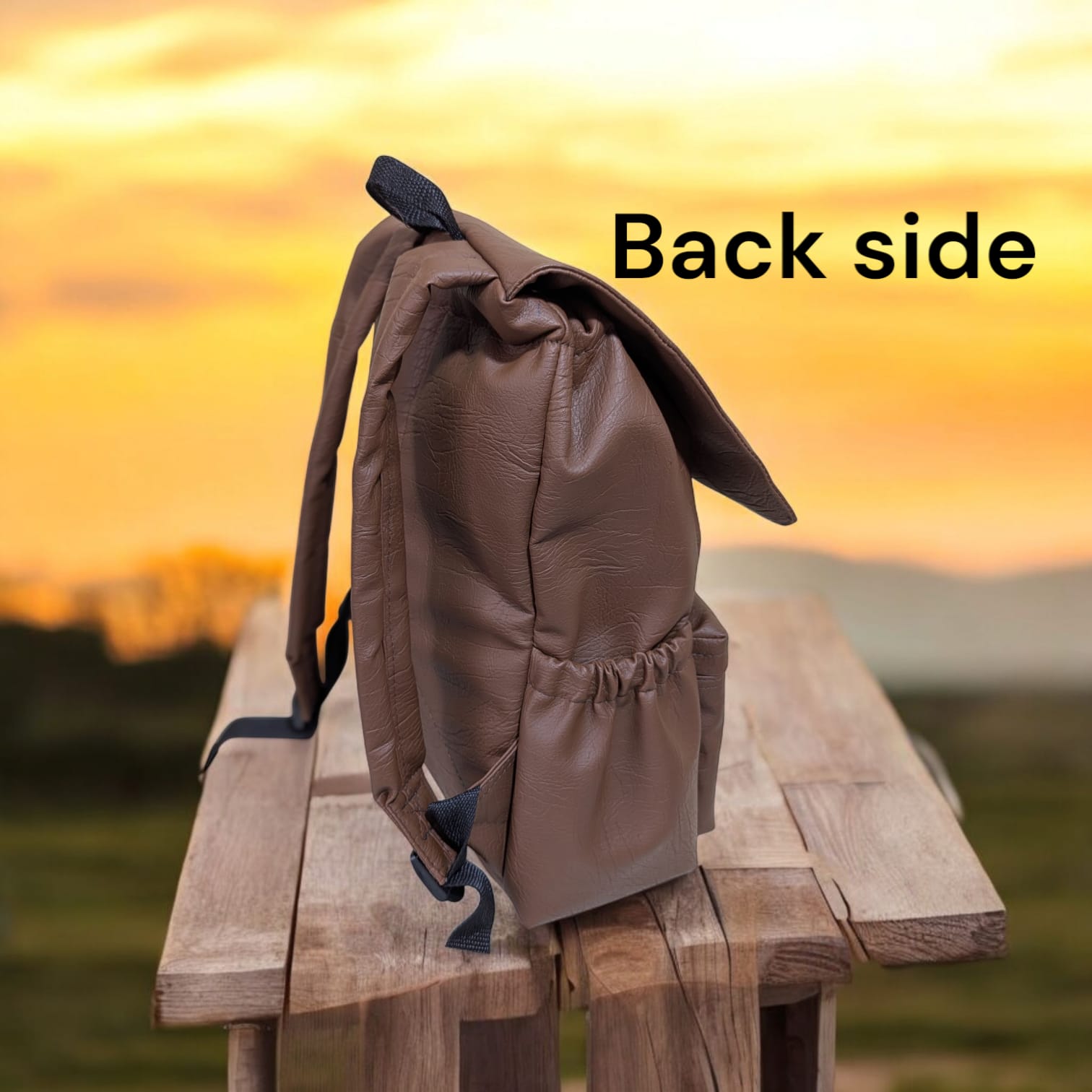 ⚡BACKPACK NEW ARRIVAL⚡organised backpack🔥HIGH quality MSUBA laptop bag ,with a water and umbrer compartment DESINER BAG🥰 wery elegant BAG availble in all colours eg red black,grey,brown etc🥰😘⚡