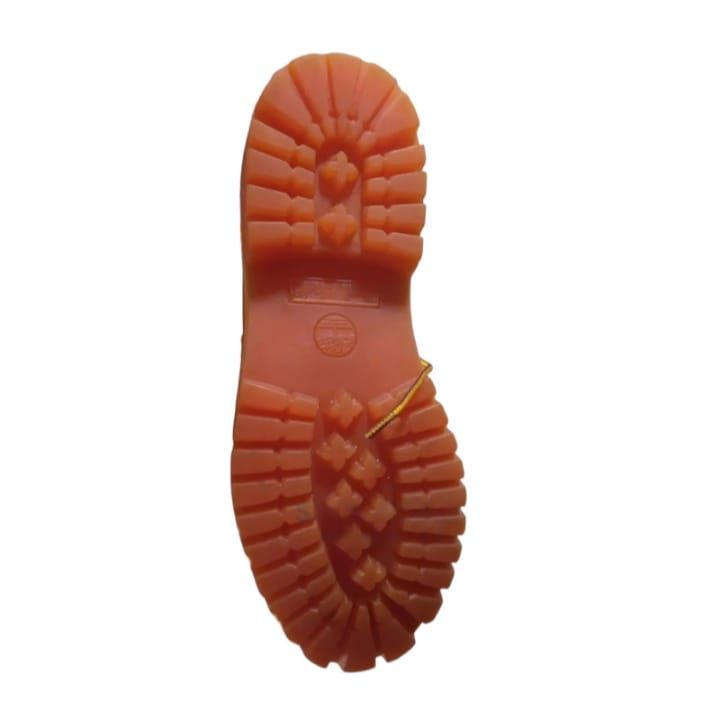 ⚡ORRIGINAL/LATEST TIMBERLAND⚡NEW ARRIVAL STAMPED ELEGANT TIMBERLAND FOR MEN , ALL SEASON UNISEXWEARING,FOR REAL MEN/women ,AVAILABLE IN BROWN GREY AND BLACK; very cute looking🥰🥰🥰🥰
