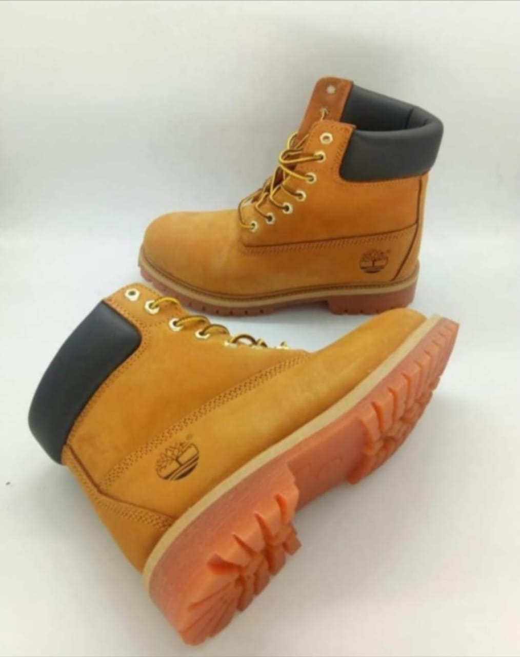 ⚡ORRIGINAL/LATEST TIMBERLAND⚡NEW ARRIVAL STAMPED ELEGANT TIMBERLAND FOR MEN , ALL SEASON UNISEXWEARING,FOR REAL MEN/women ,AVAILABLE IN BROWN GREY AND BLACK; very cute looking🥰🥰🥰🥰