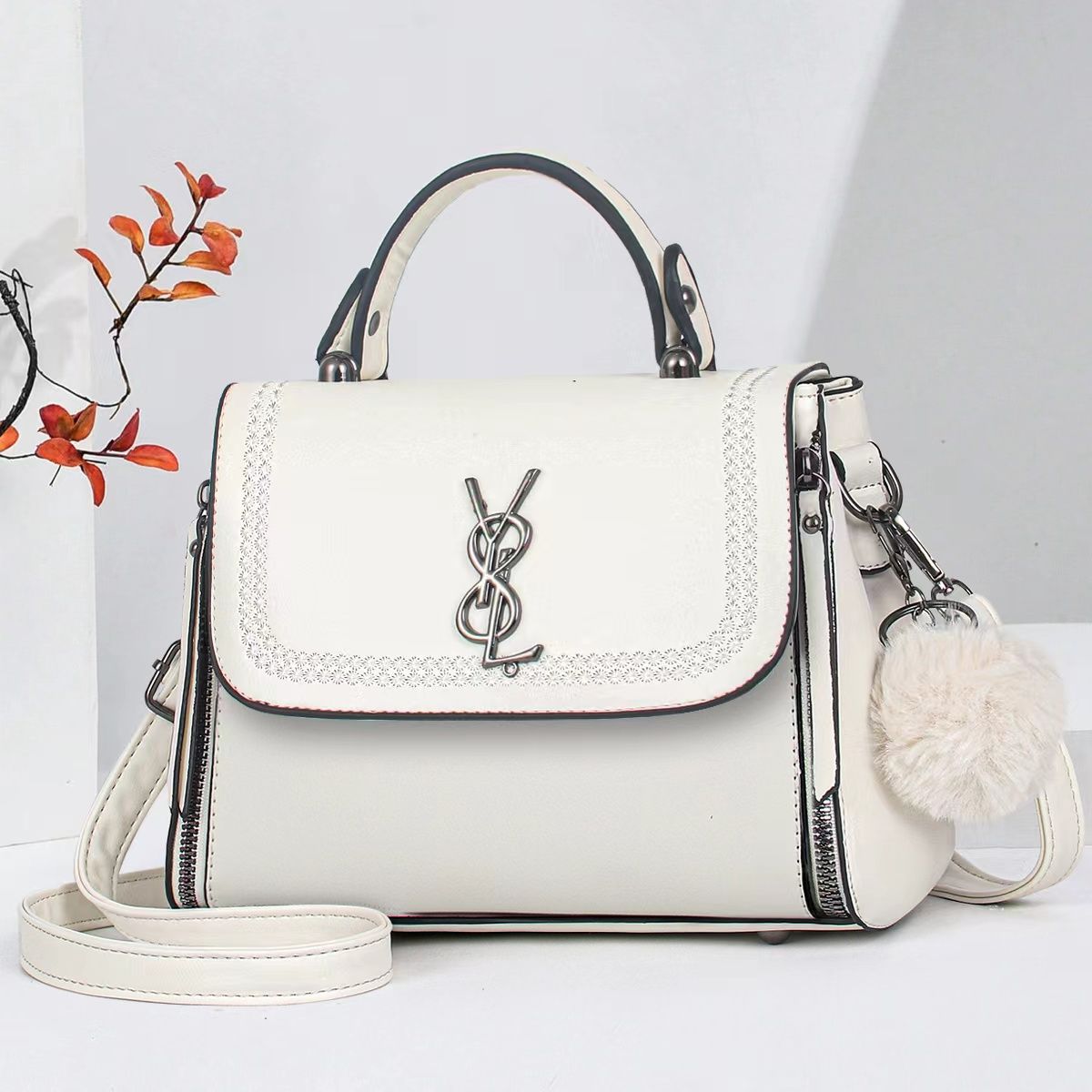 original,latest New Arrival⚡ladies/women classic shoulder bags 🔥easy to cary sholving all your day works easly and easy to cleasn/ wash it seems variable, all colours  and very cute looking❤‍🔥🥰