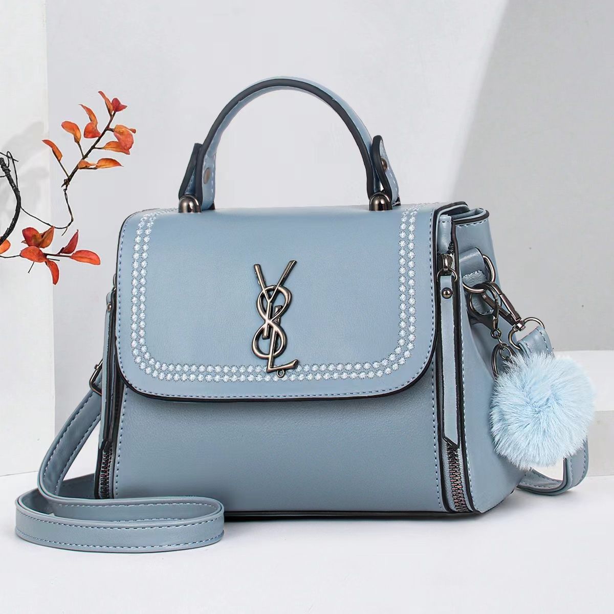 original,latest New Arrival⚡ladies/women classic shoulder bags 🔥easy to cary sholving all your day works easly and easy to cleasn/ wash it seems variable, all colours  and very cute looking❤‍🔥🥰