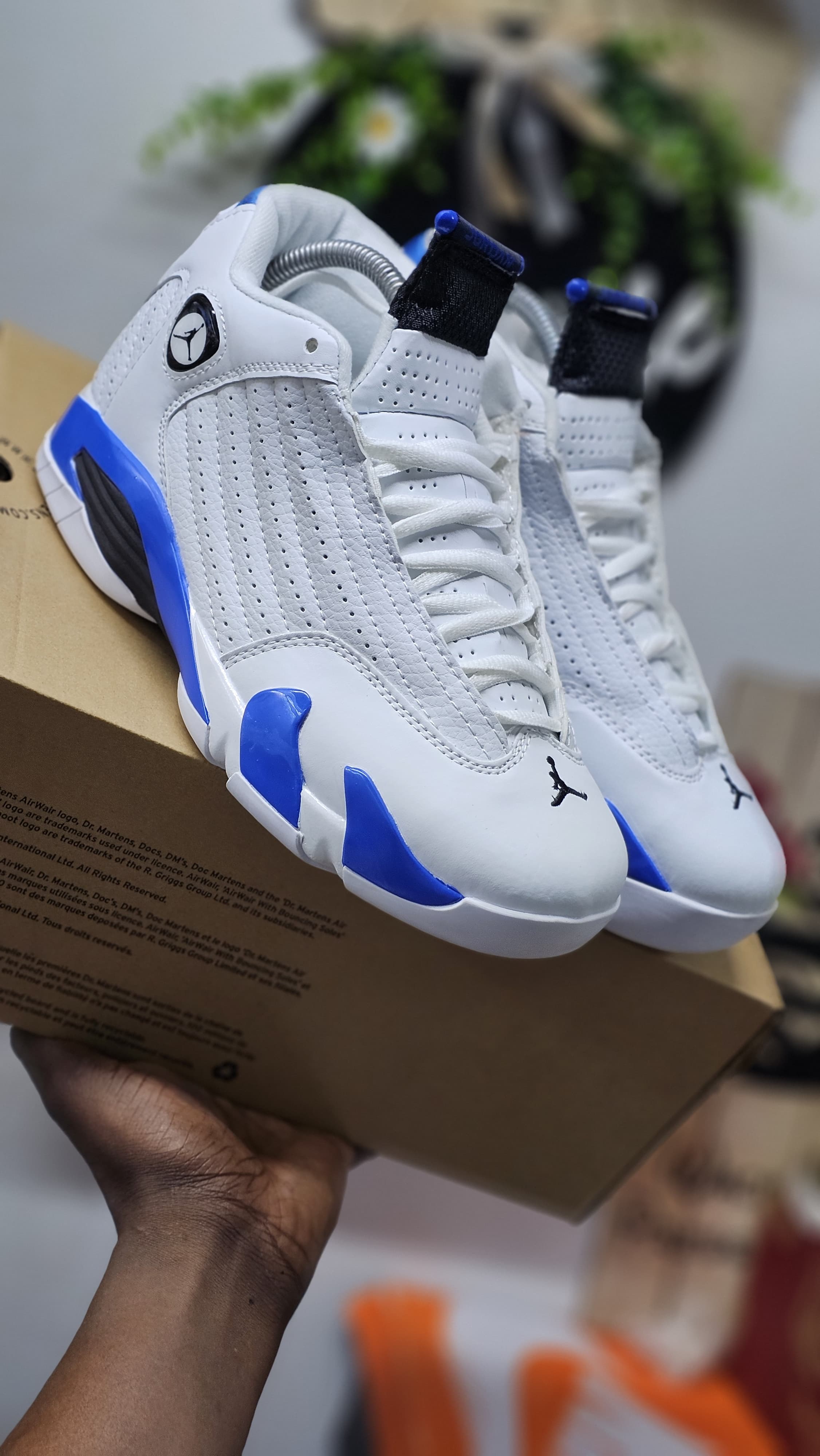 ORIGINAL/LATEST NEW ARRIVAL⚡JORDAN 14 ⚡High quality breatherble MENS sneakers .The sneaker matches/fits all types of men either official or fashion wearing mens very cute and at normal fitting sizes ⚡